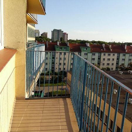 Apartament Ostrowskiego Daire Wroclaw Dış mekan fotoğraf