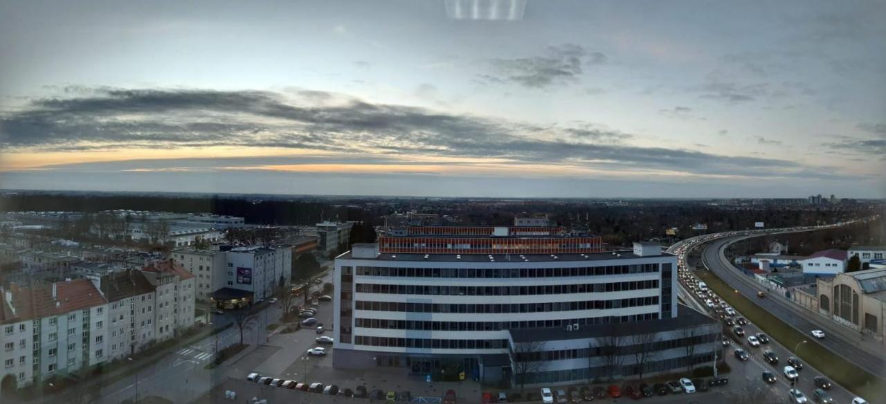Apartament Ostrowskiego Daire Wroclaw Dış mekan fotoğraf